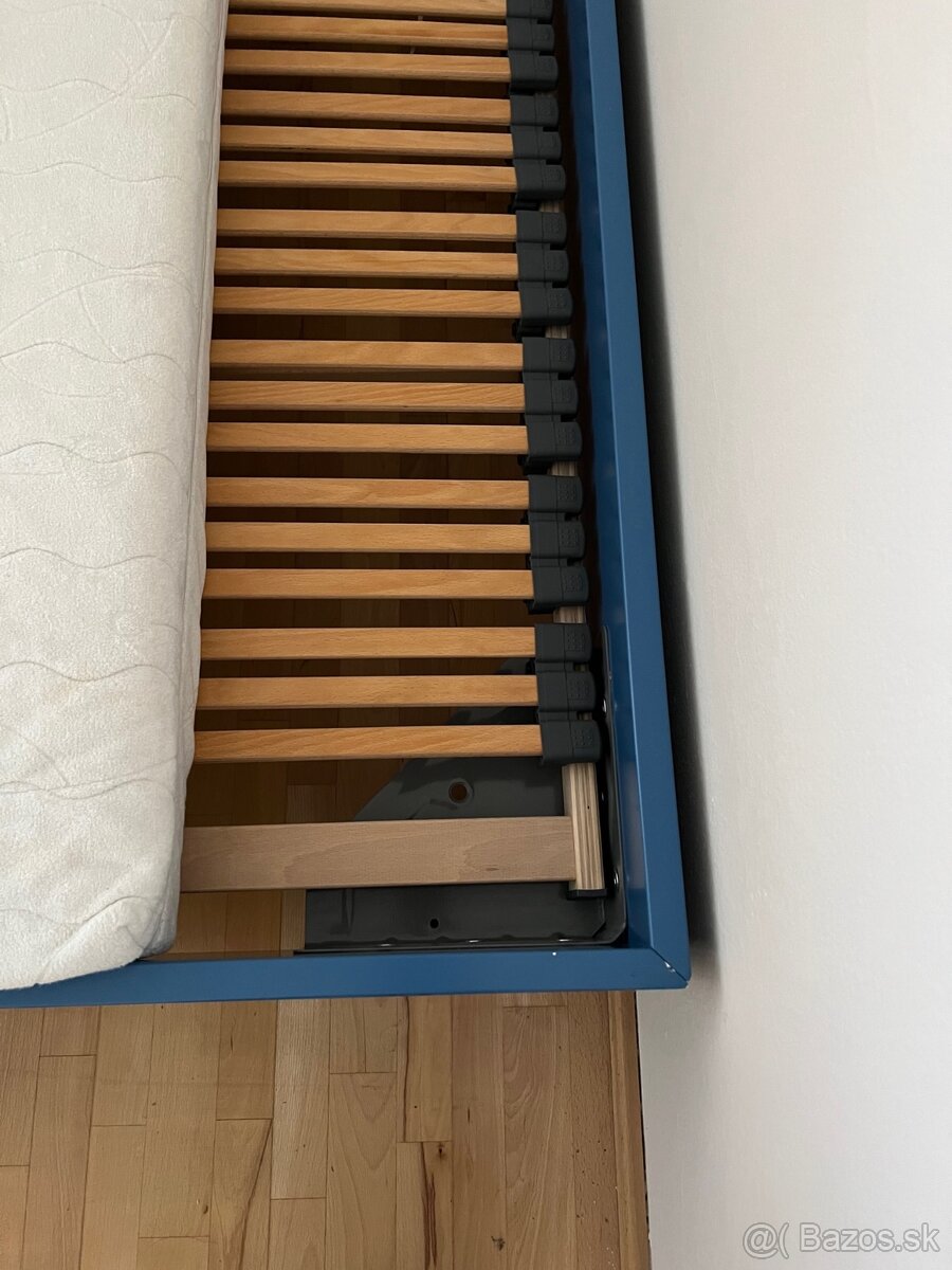 Posteľ 200x140cm--modrá - 4