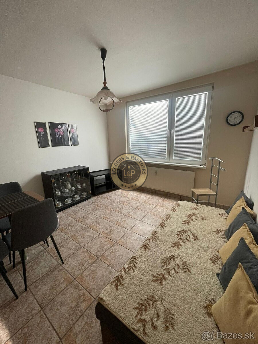 Garsónka na ulici Mládeže na prenajom - 4