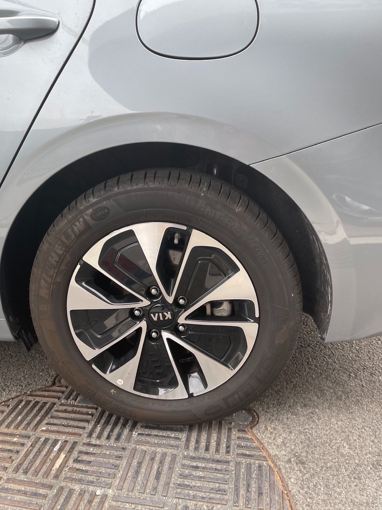 KIA Ceed SW Plug-in Hybrid - 4