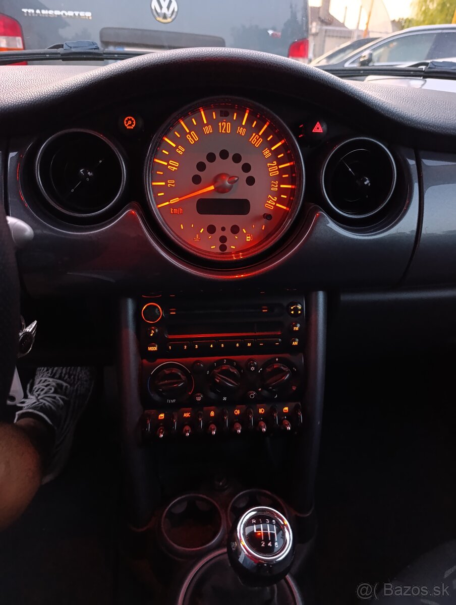 MINI One D 1.4 Diesel, 55kW/75PS Klimatizácia - 4