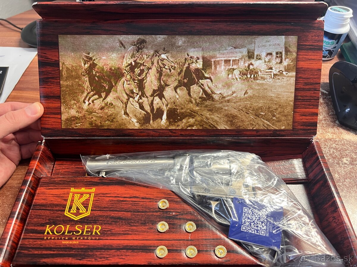 Replika revolver Kolser Colt .45 peacemaker SAA - 4