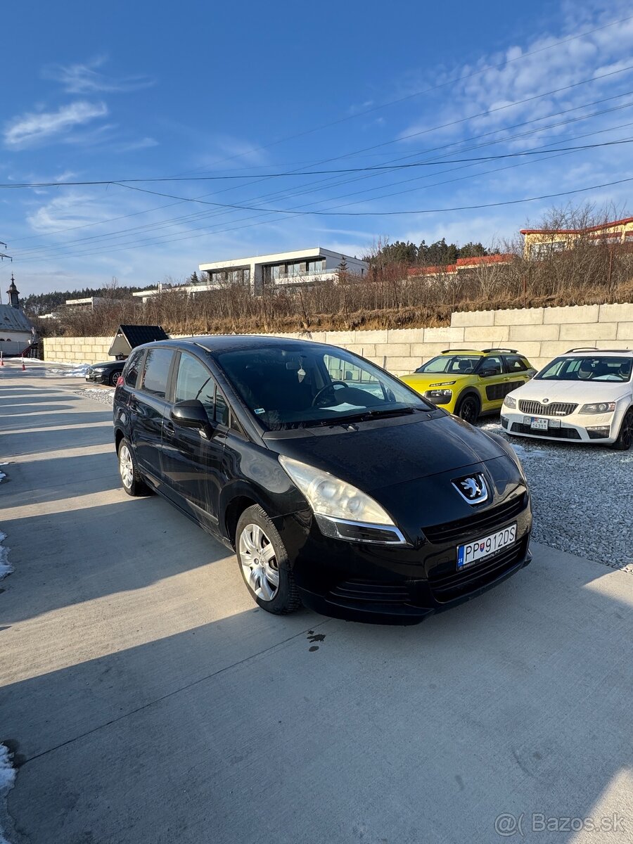 ✅ Peugeot 5008 7miestne - 4