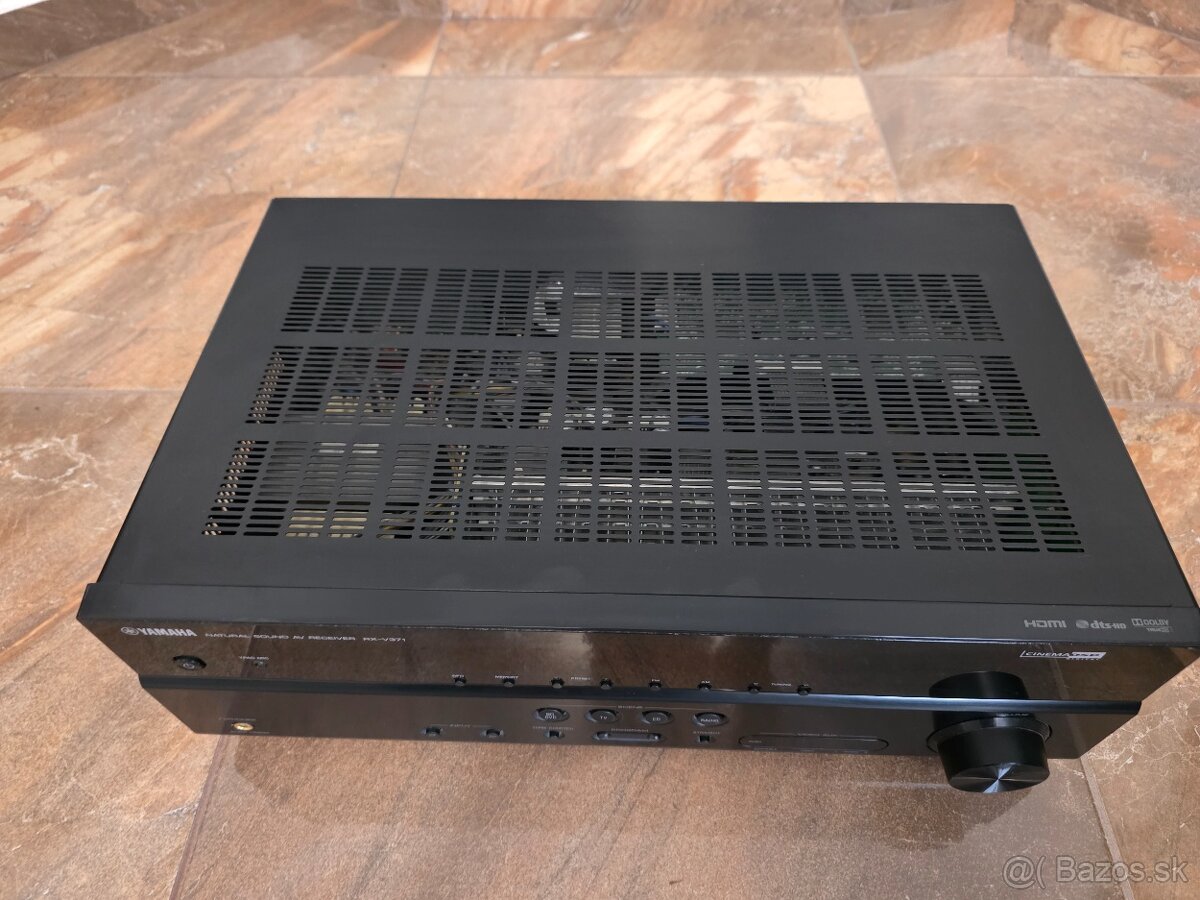 Yamaha RX V371 - 4