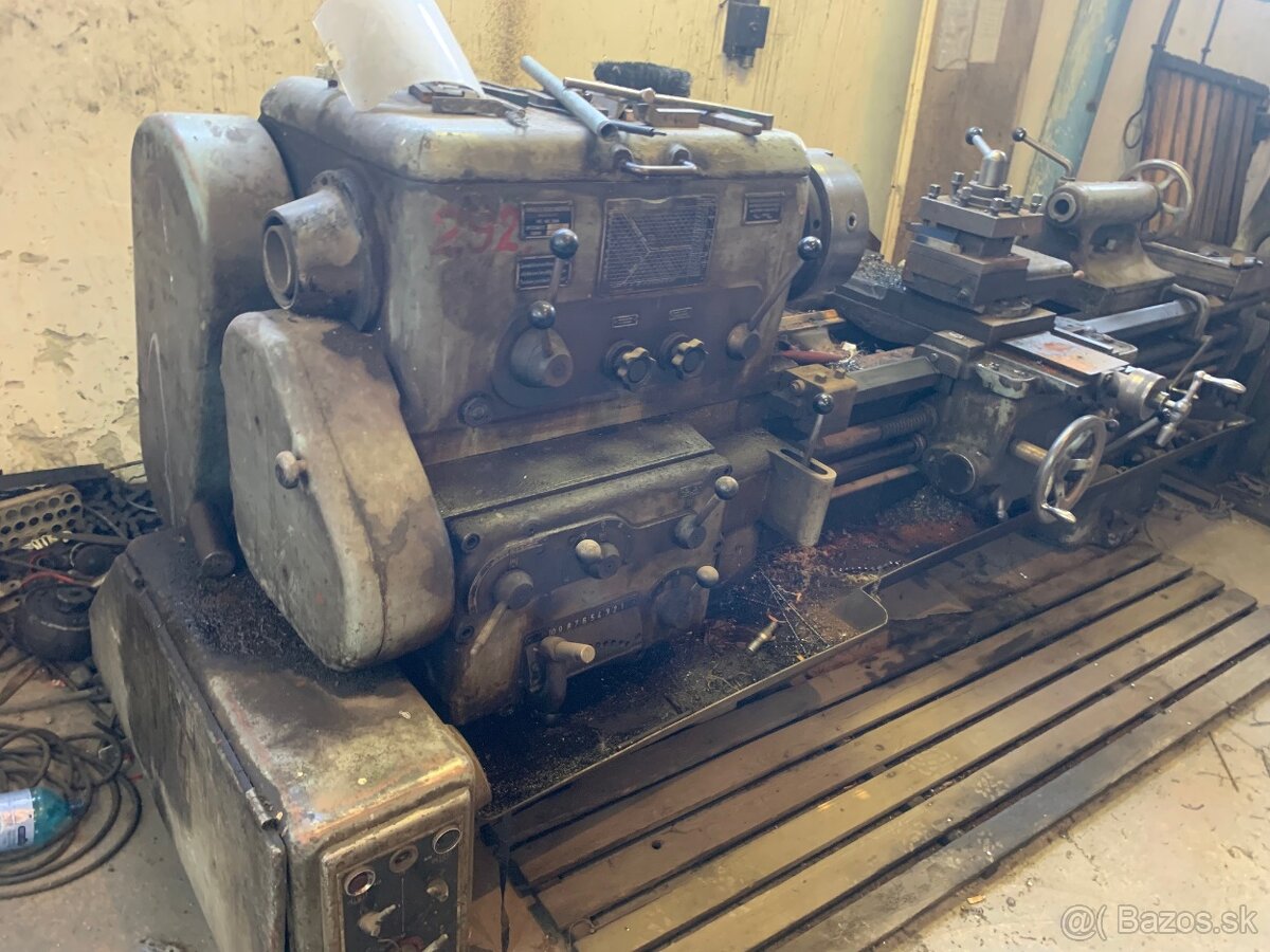 sústruh MVE 280 - 4