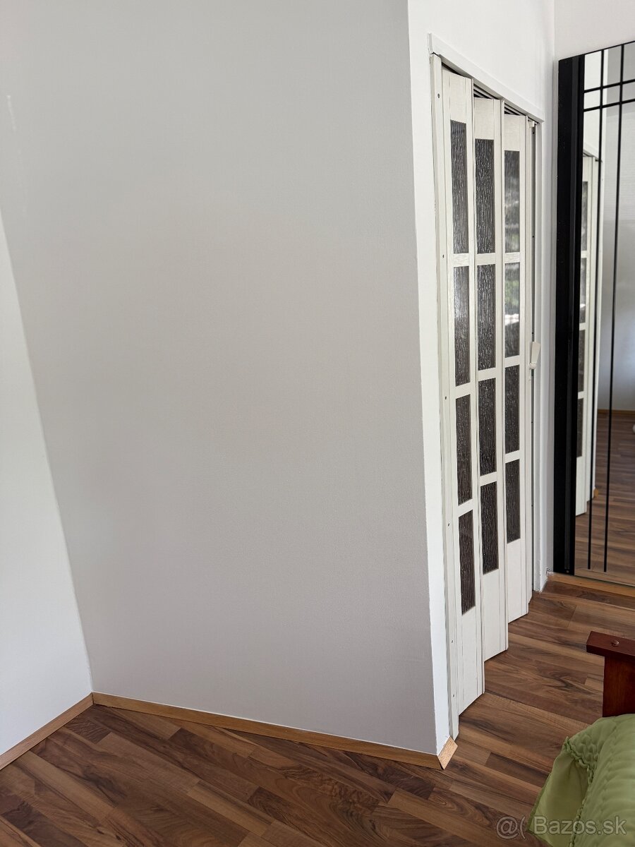 Byt 3-izbový Stred - 4