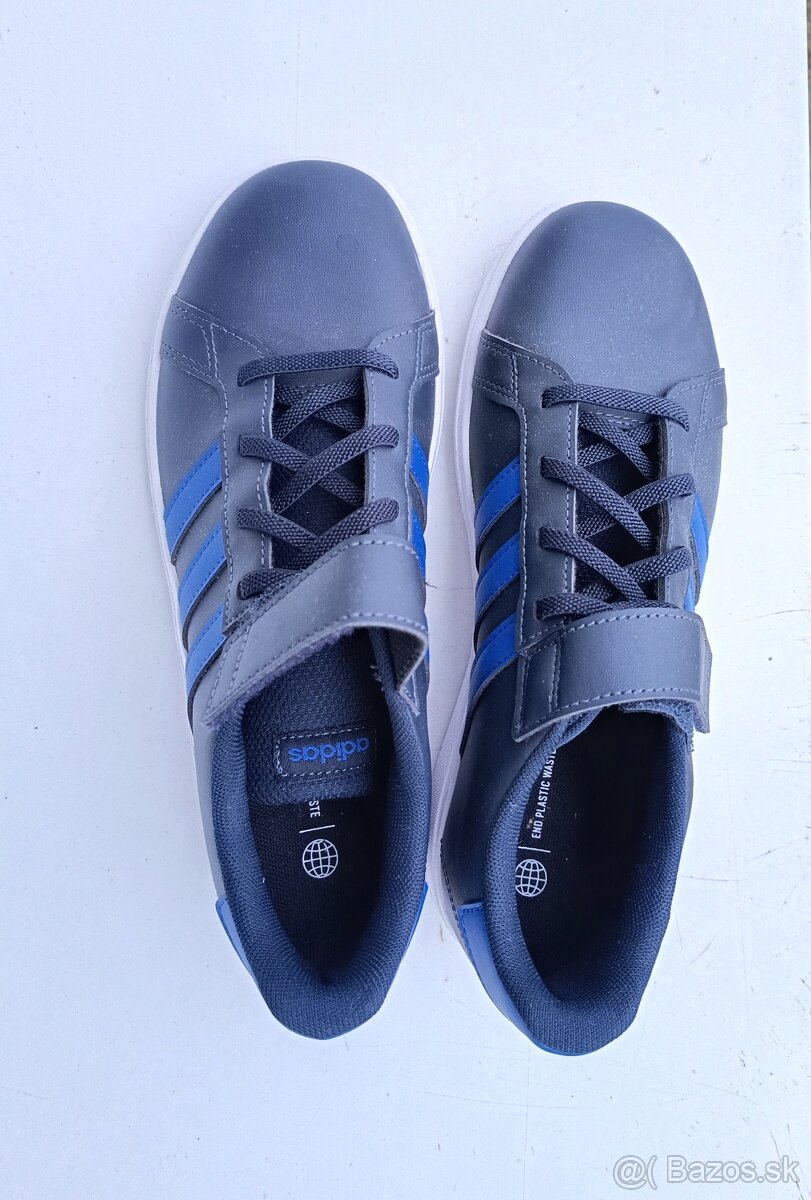 ADIDAS TENISKY NOVÉ 37,5 - 4