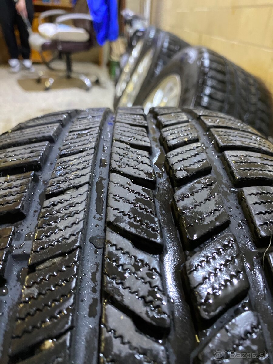 R16 Mercedes W 211 - 4