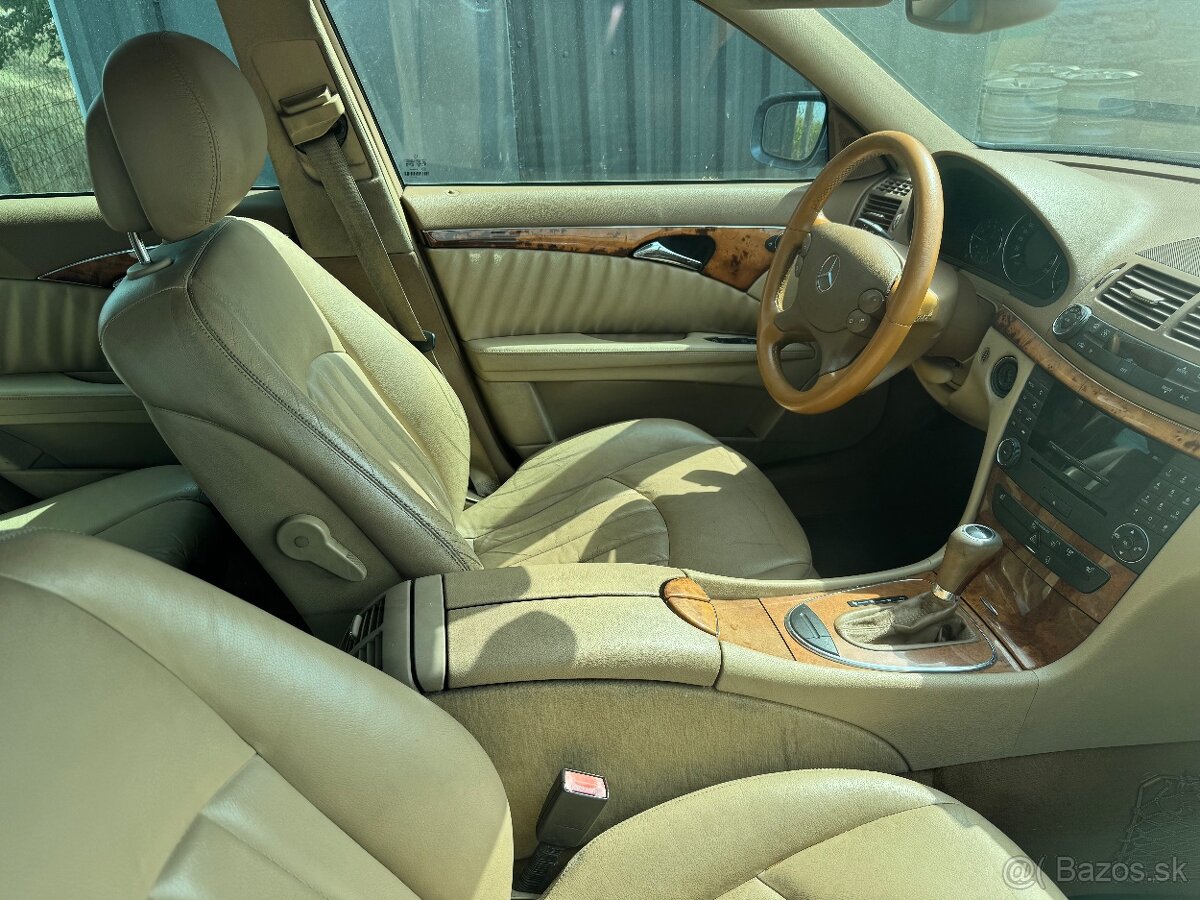 Mercedes E-220cdi - 4