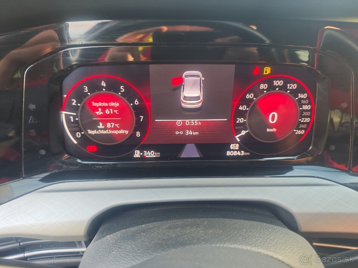 Predám VW Golf 8 1.5 TGI - 4