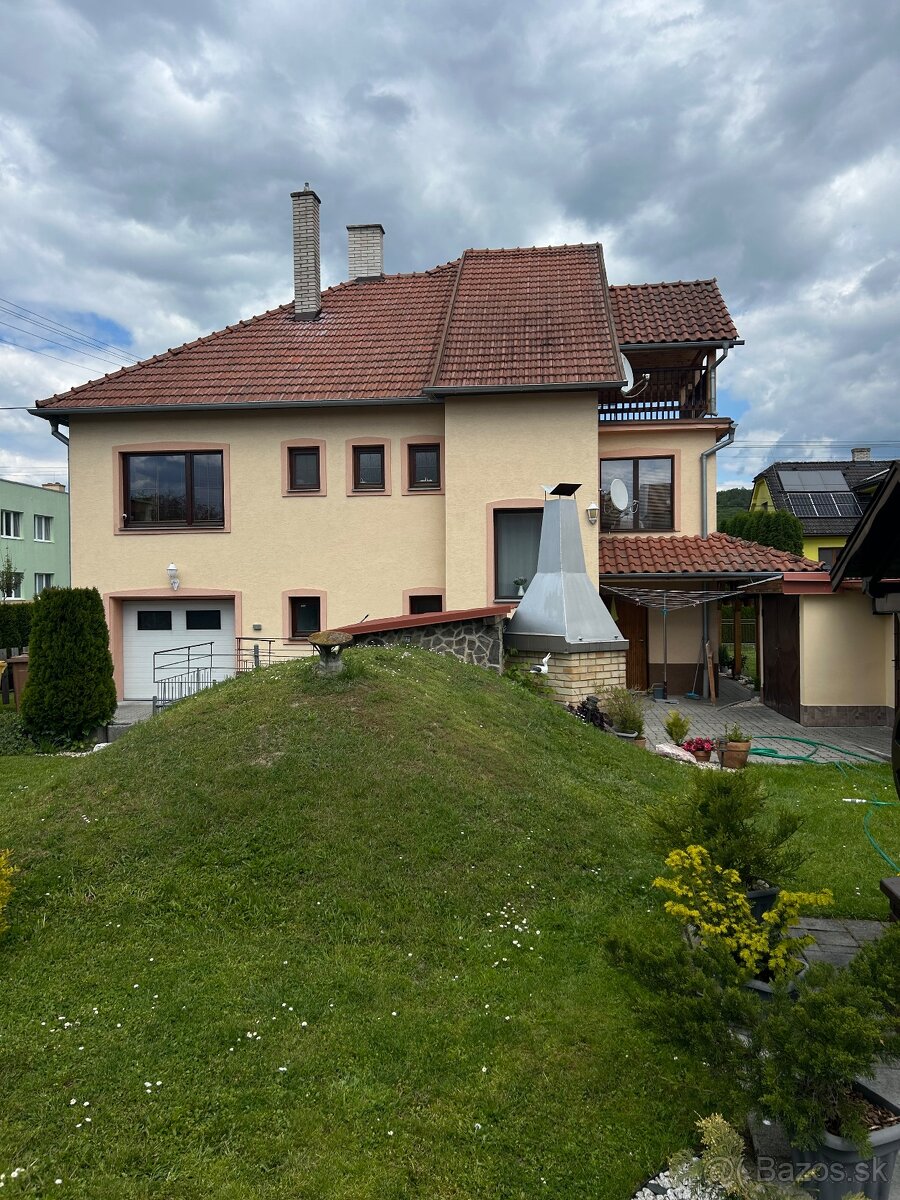 POKOJNÉ BÝVANIE V RODINNOM DOME V ŽIARI NAD HRONOM - 4