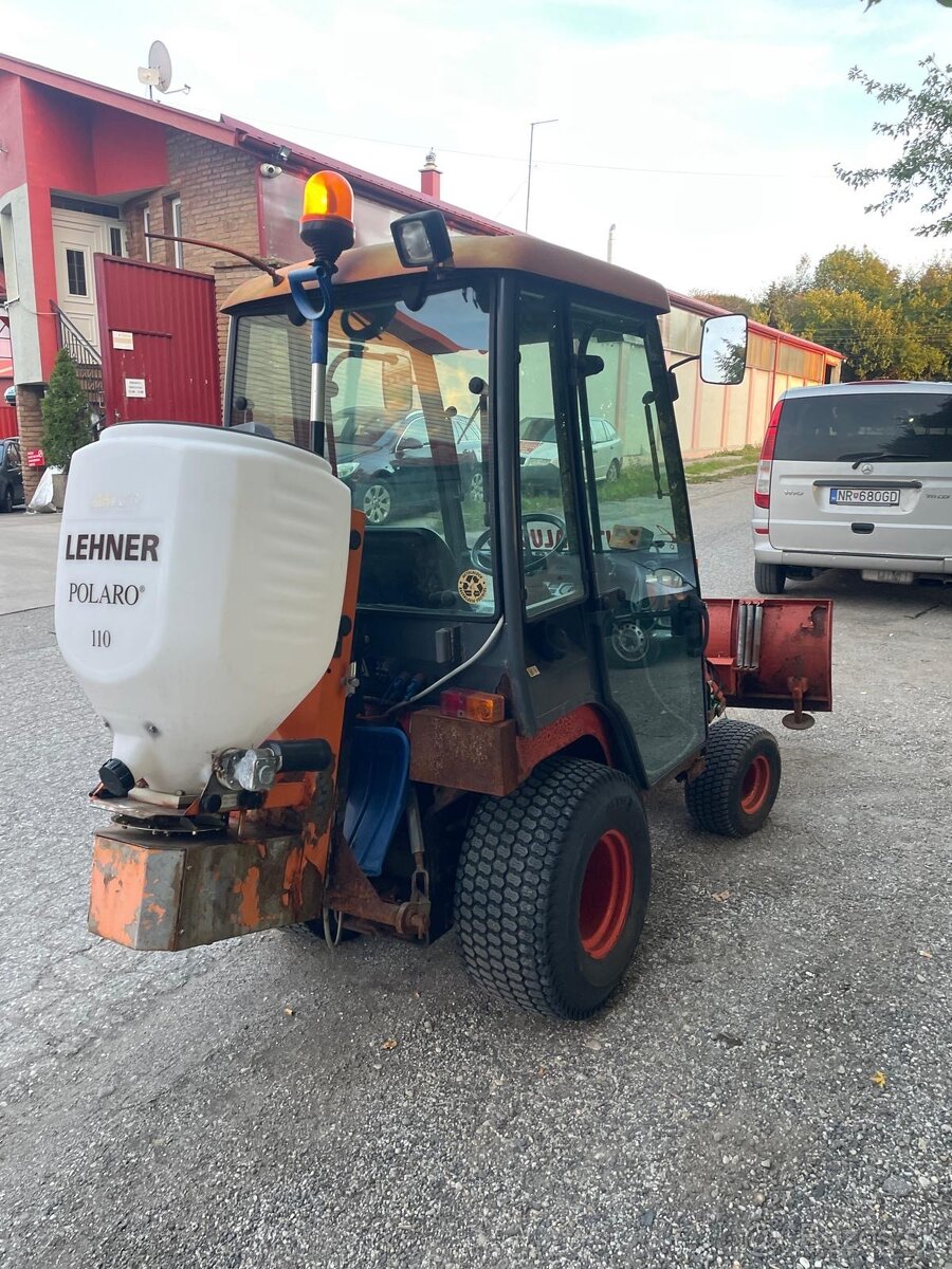 Malotraktor KUBOTA BX2200d so zimným setom - 4