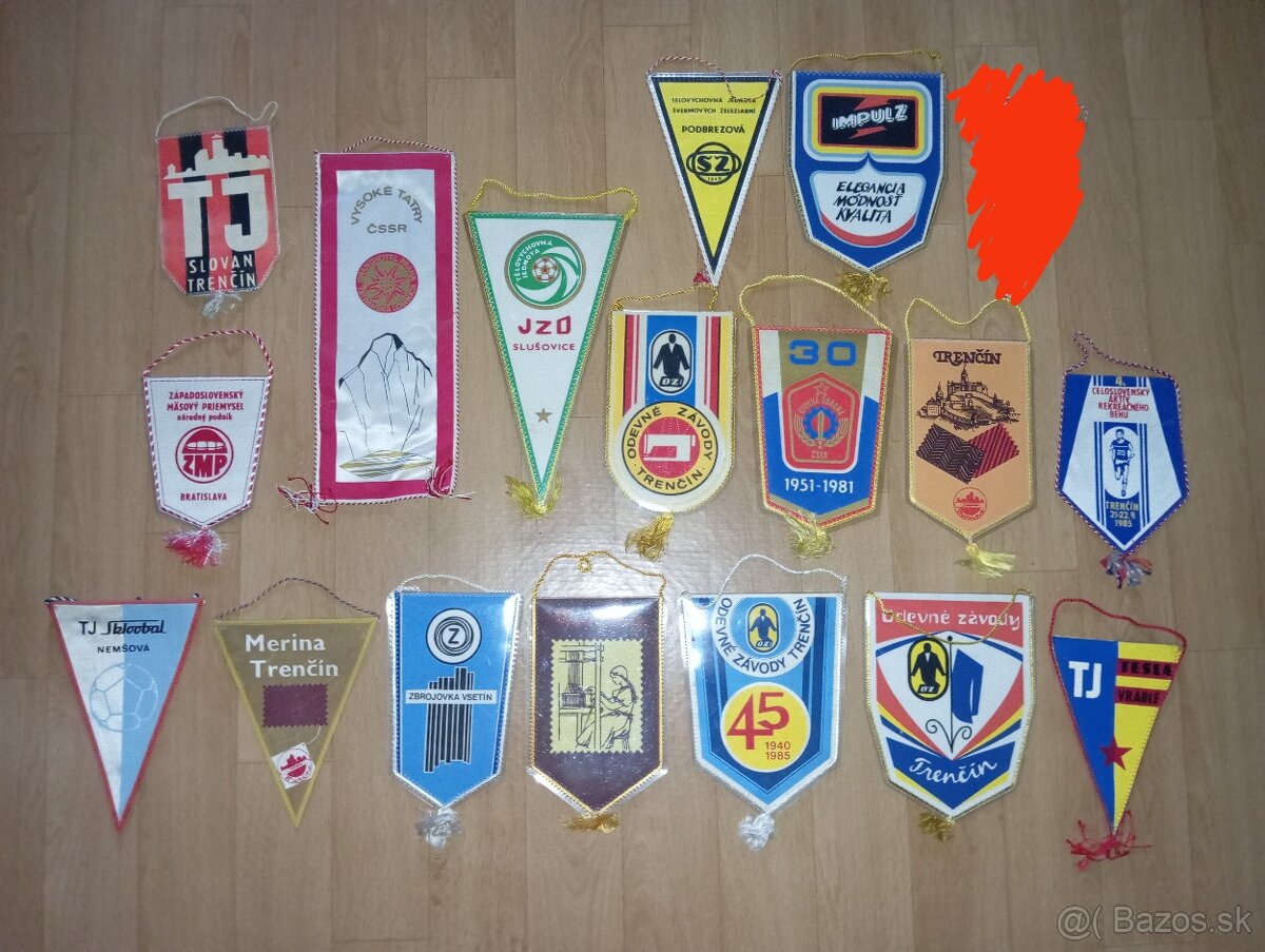 Predám zbierku starých vlajočiek, práporkov - 4