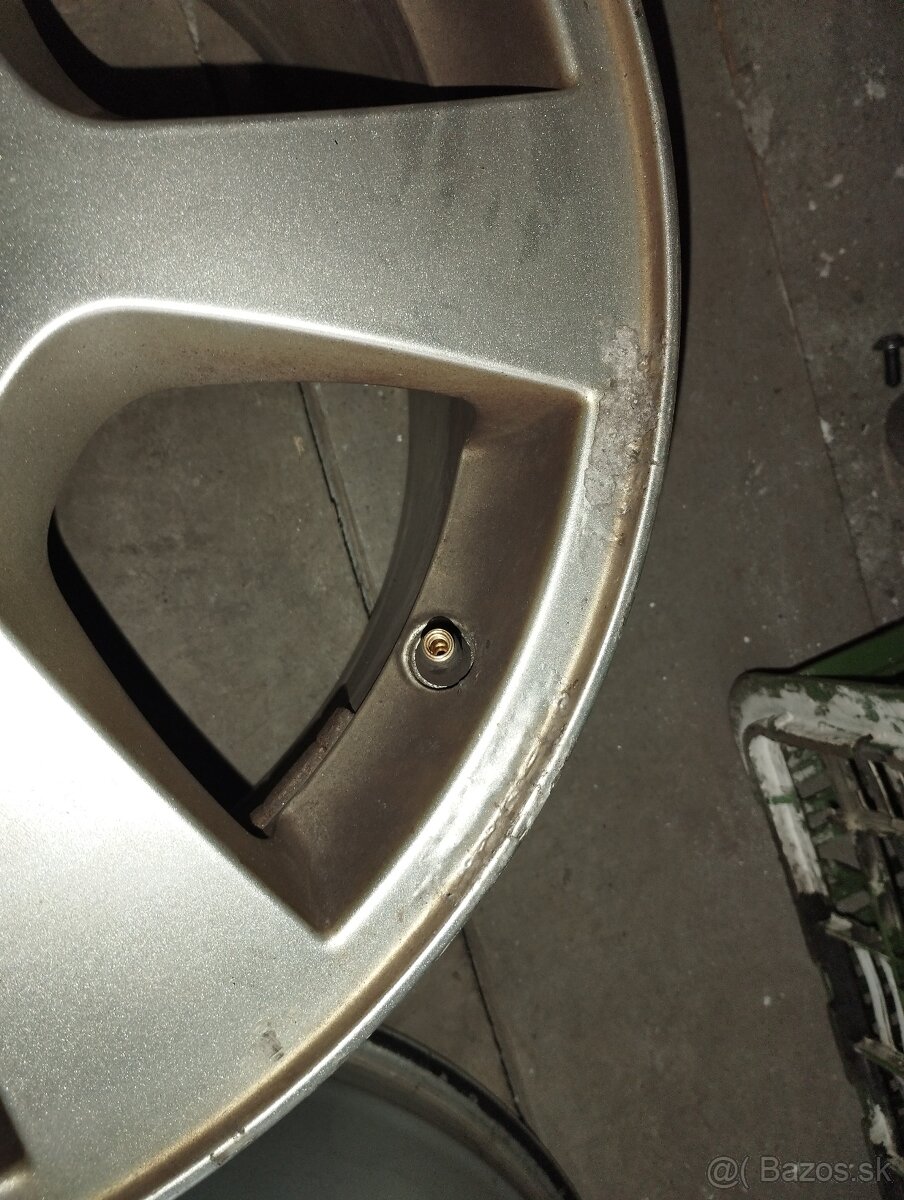 Elektróny Volvo XC R17 - 4