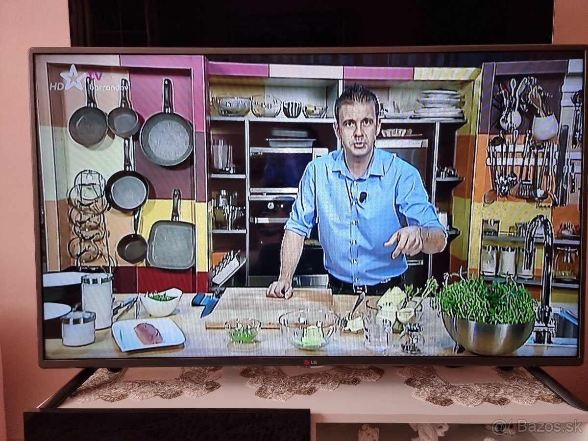 Predám LED TV LG 42LB550V Full HD - 4