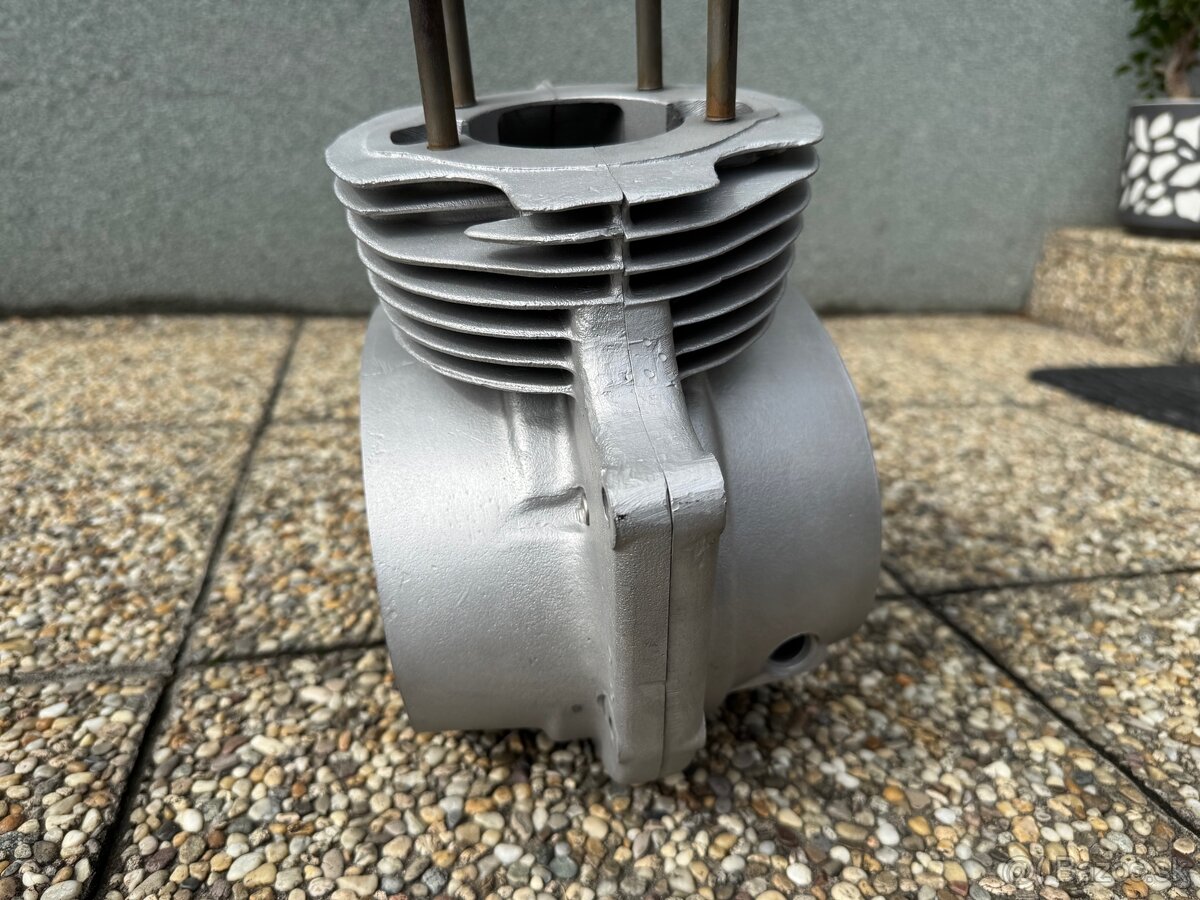 Kartre na Jawa 250 - 4