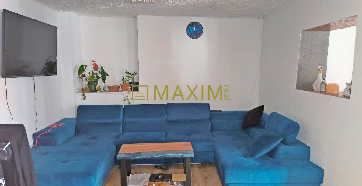 Ponúkam na predaj rodinný dom v obci Ružindol, vhodný na pok - 4