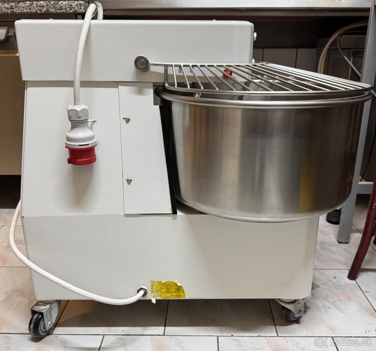 Predam Miesic Cesta 53 litrov - 4