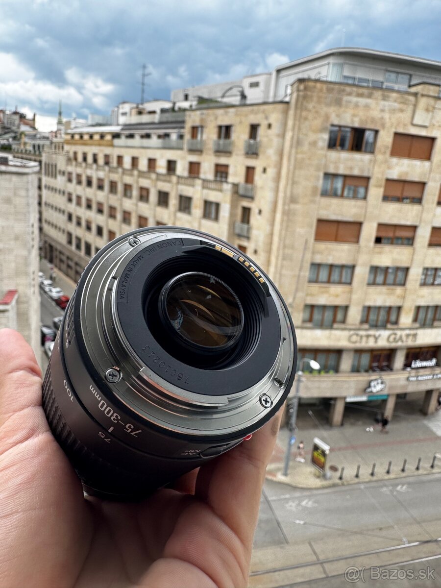 Predám Canon Zoom Lens EF 75-300mm 1:4-5.6 - 4