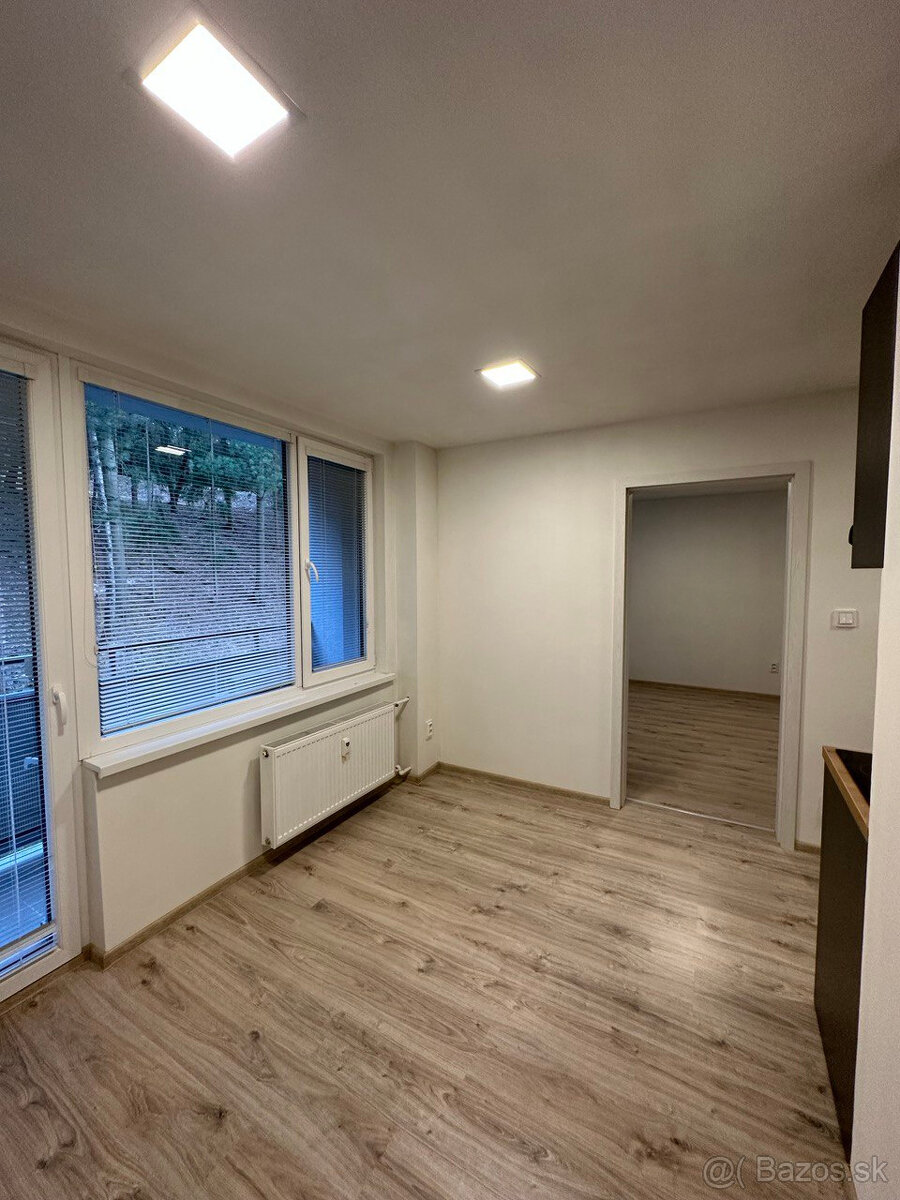 Prenájom 2-izbový byt v Handlovej - 4