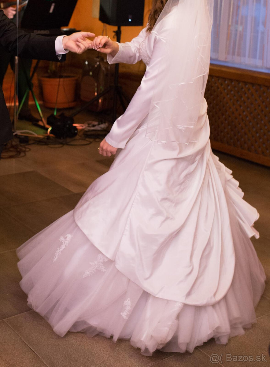 Predám svadobné šaty + 2 vesty - 4