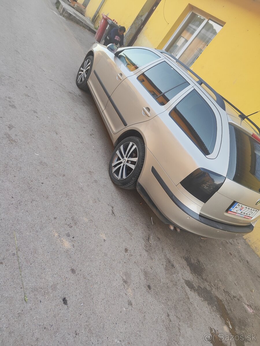 Škoda Octavia - 4