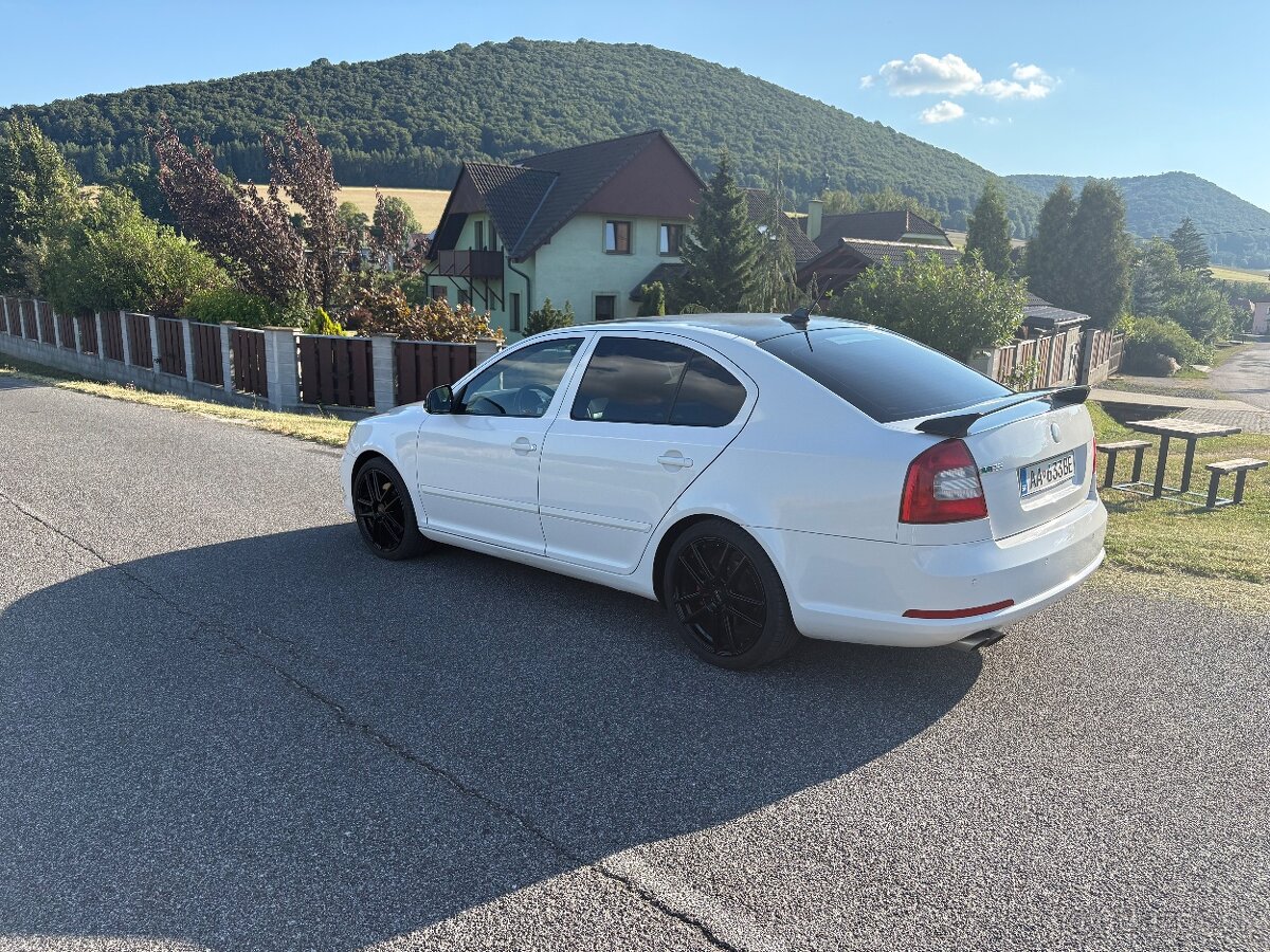 Škoda octavia II VRS - 4