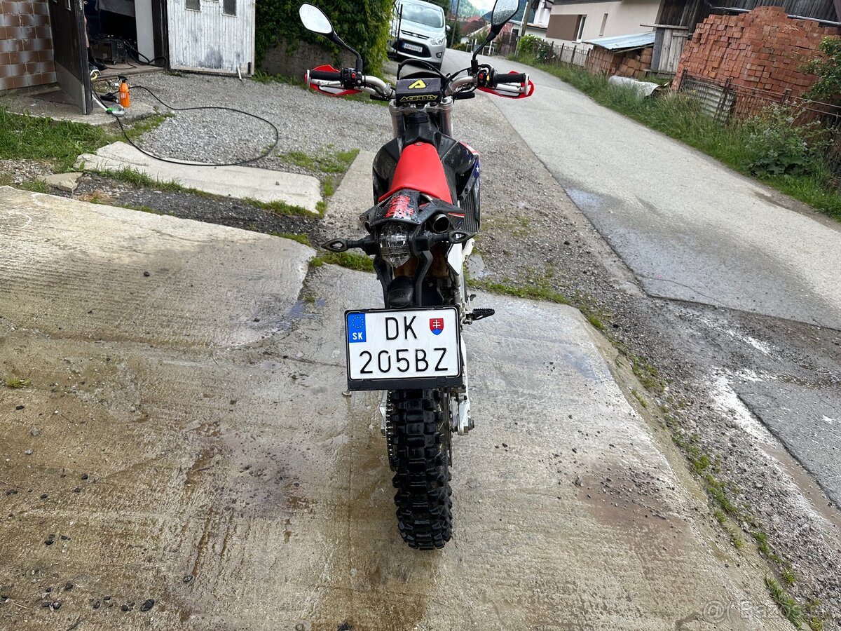 Aprilia rxv 550