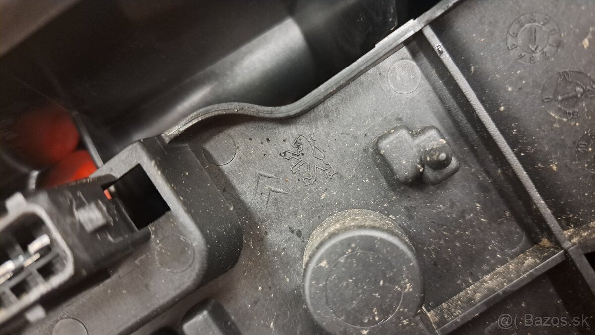 ZADNÉ SVETLO - CITROEN XSARA 1 - 4