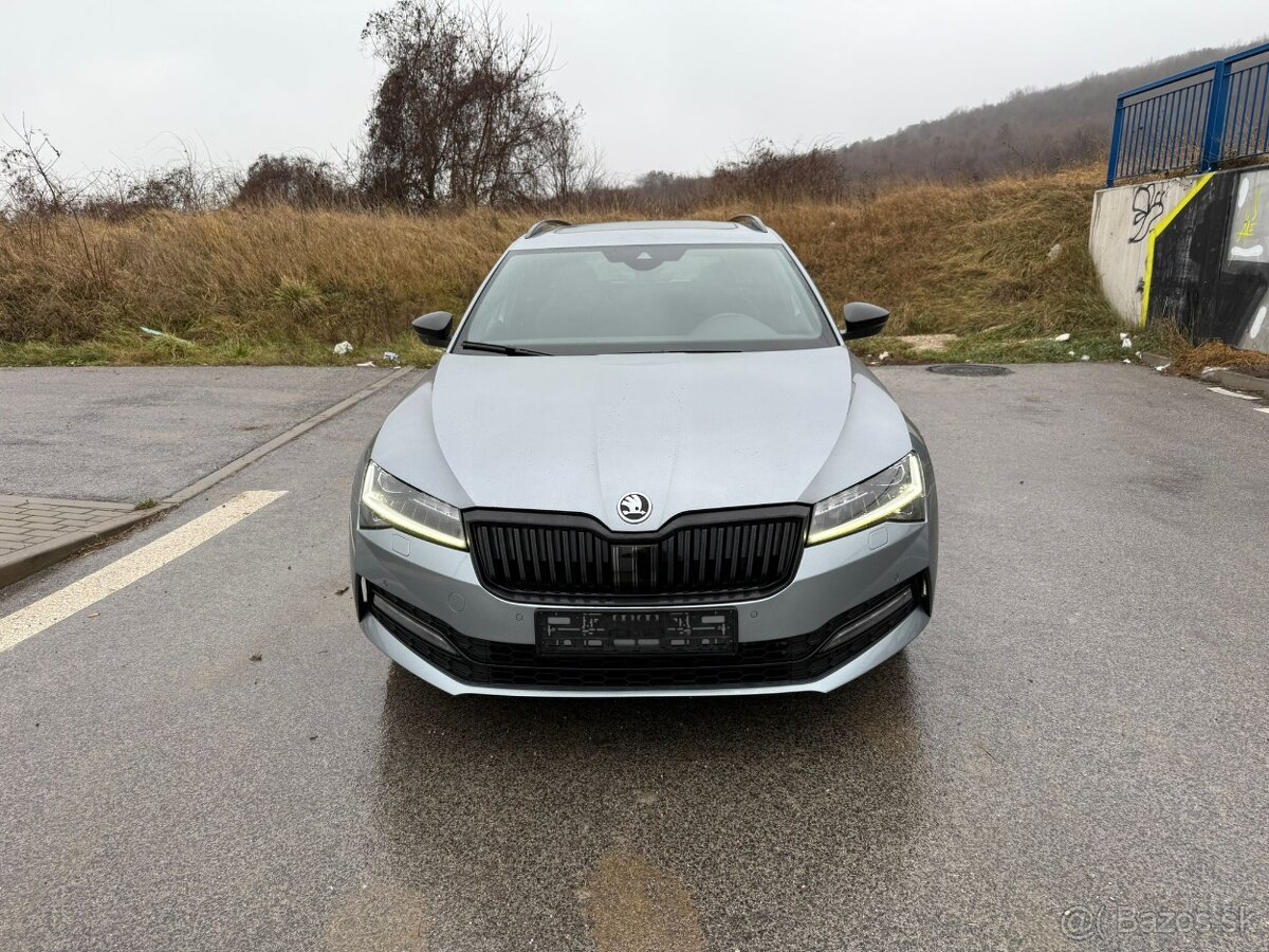 Škoda Superb Combi Sportline 2,0TDI 4x4 - 4