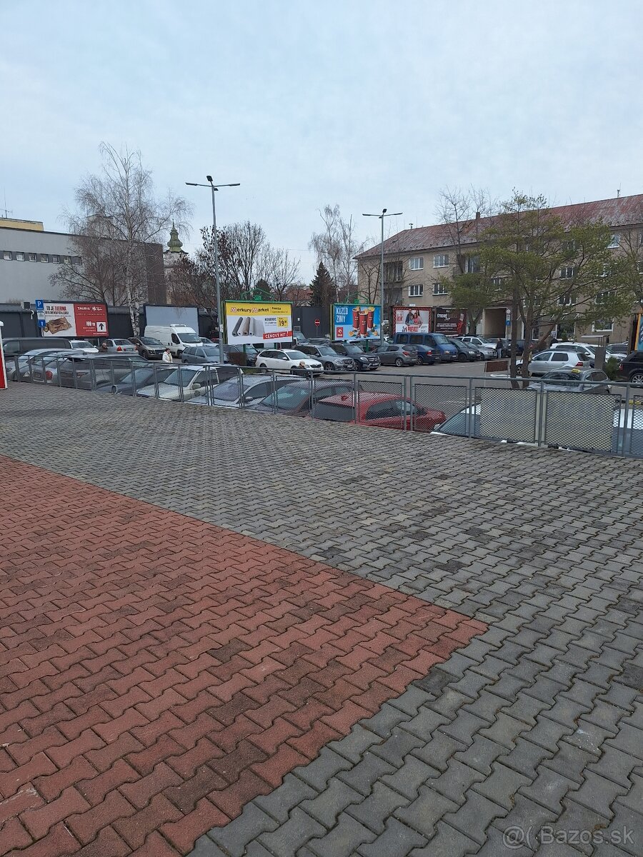 Odstúpim / predám prosperujúcu predajňu army shop v centre m - 4