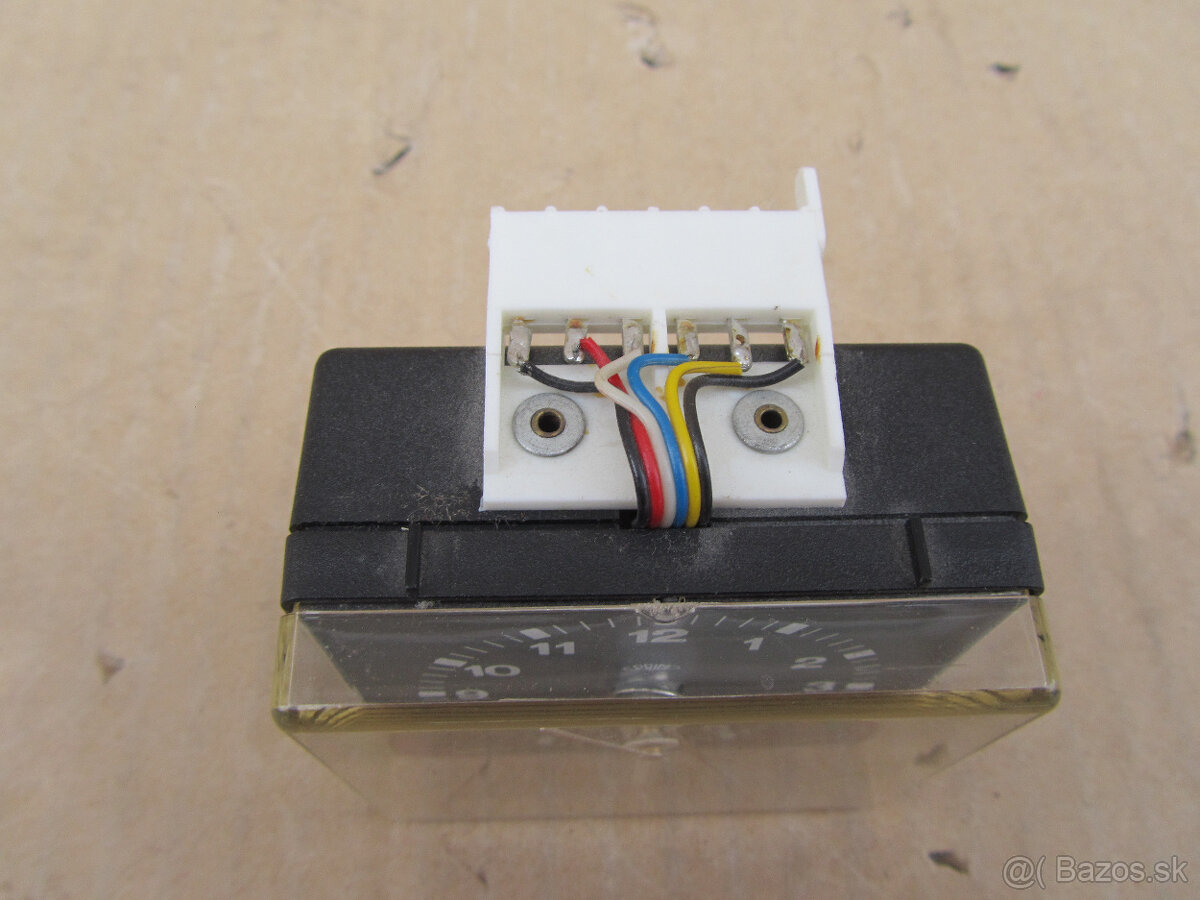 Hodiny Prim Quartz pre Tesla 461A Forte - 4