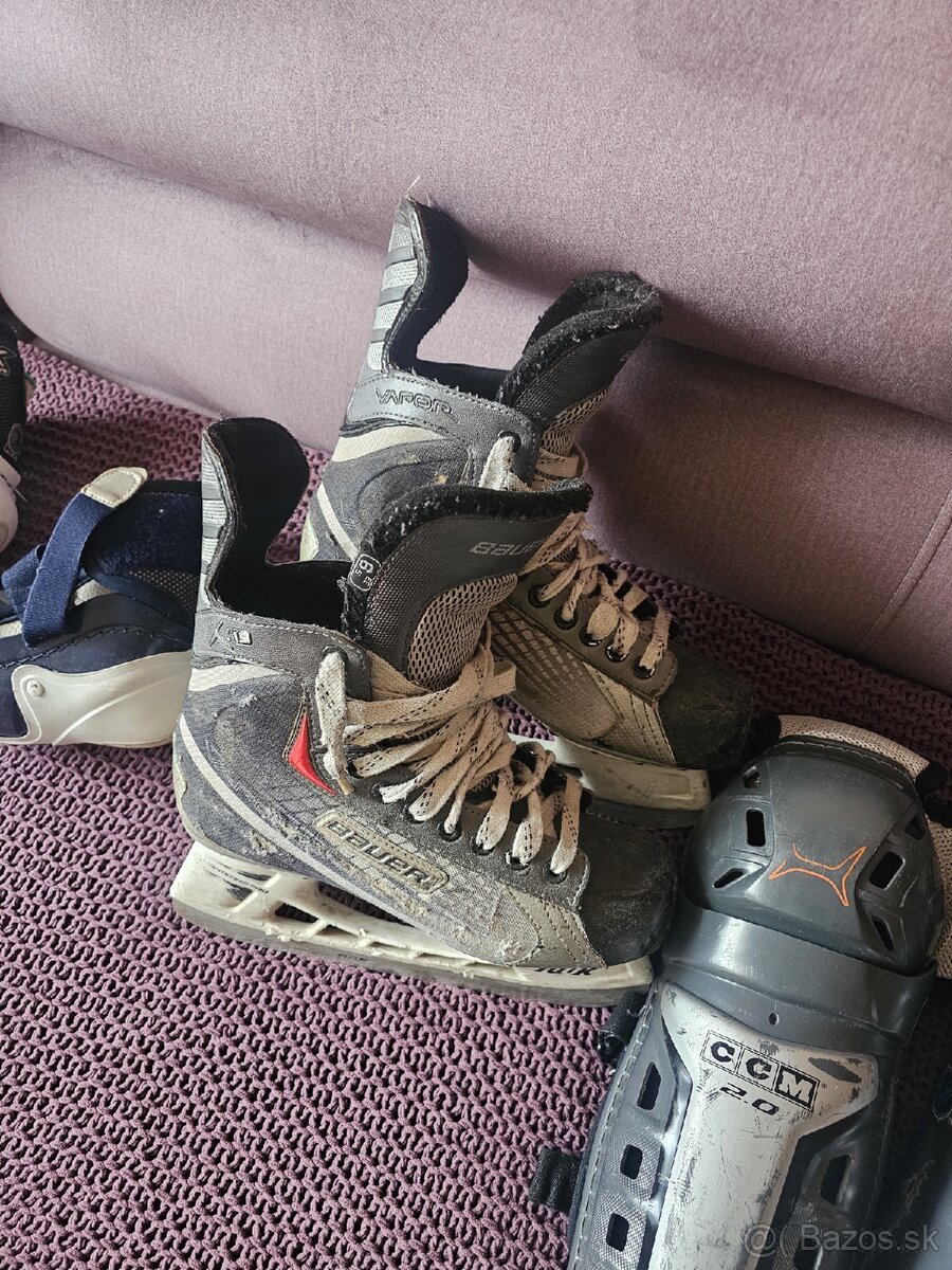 Hokejová výstroj - 4