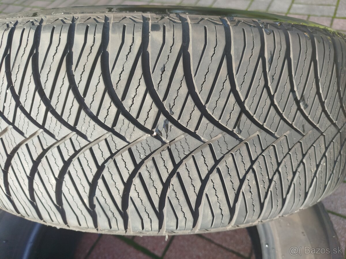 Pneumatiky 235/60 R18 - 4