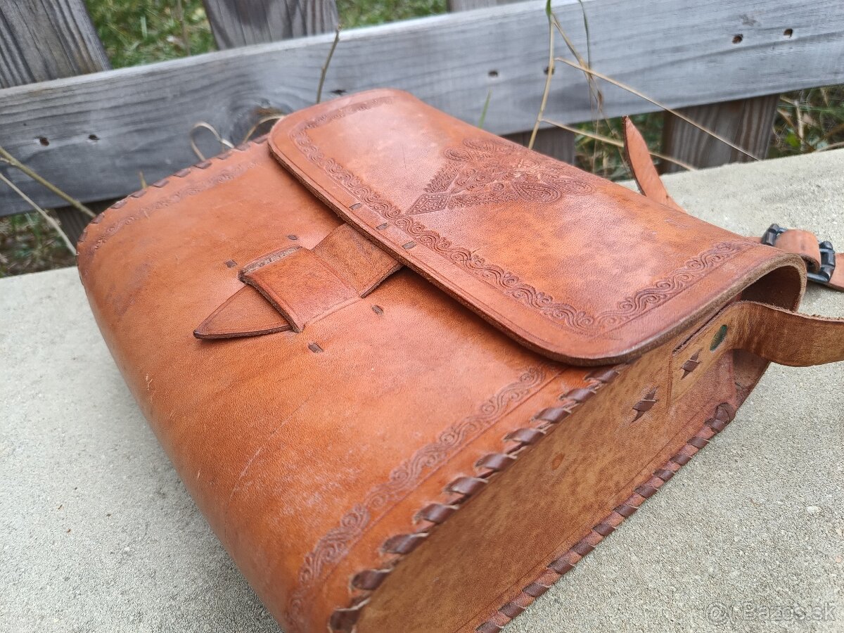 stará ľudová kožená kapsa - 4