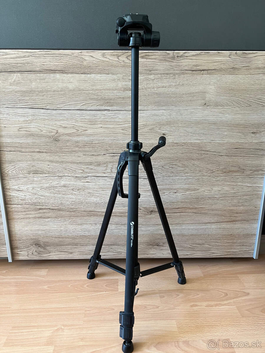 Predám set Nikon D3200 - 4