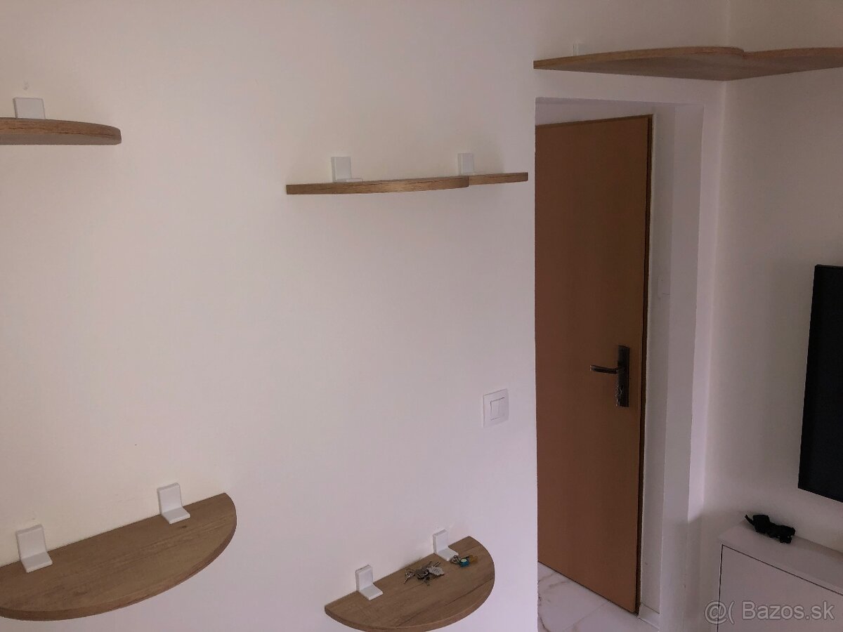 Predám police/poličky/stena pre mačky - 4