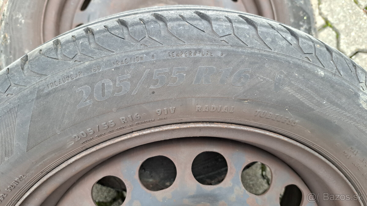 Plechové disky R16 s letnými pneu - 4