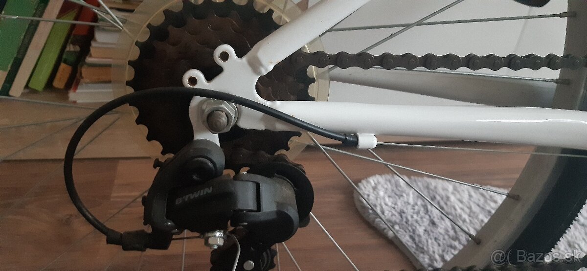 Dievčenský bicykel 24" - 4