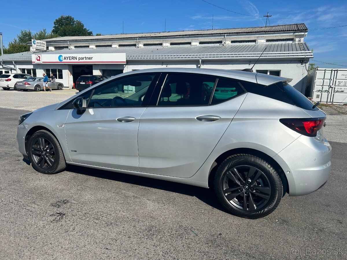 Opel Astra - 4