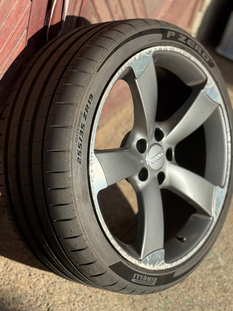 Pirelli - 4