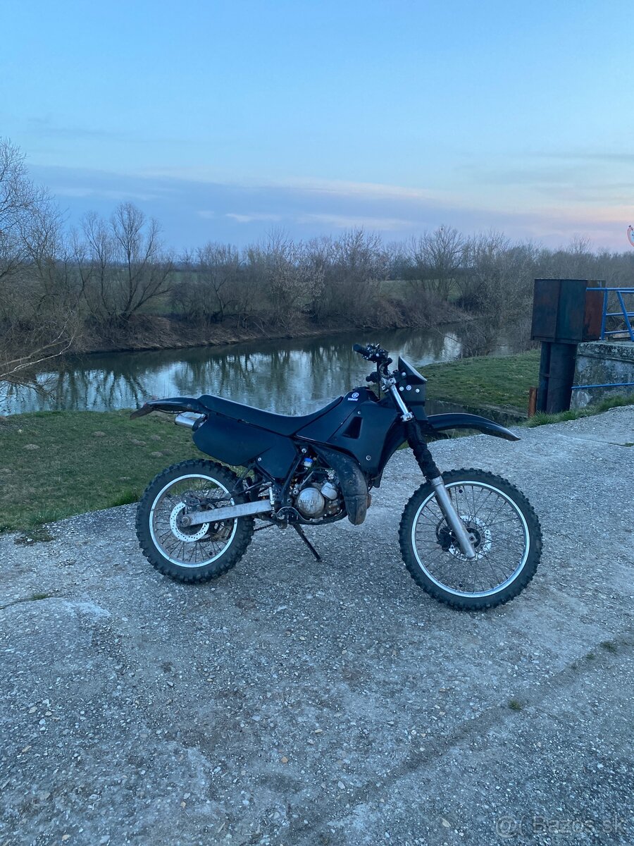 Yamaha DTR 125 - 4
