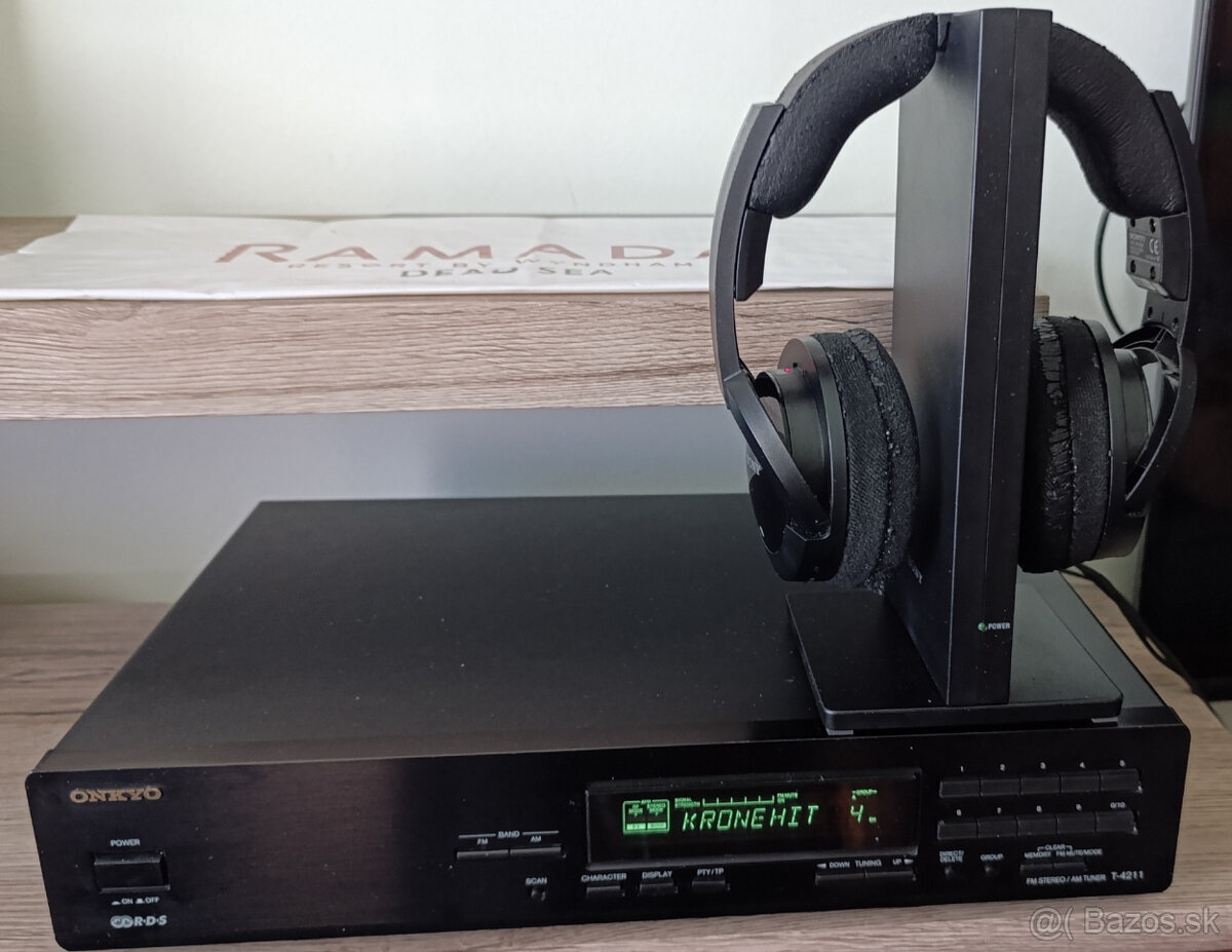 Predám kvalitný digitálny tuner ONKYO s RDS . - 4