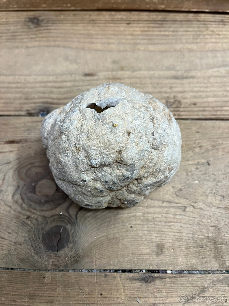 Predám krištáľ geódu z Maroka - 4