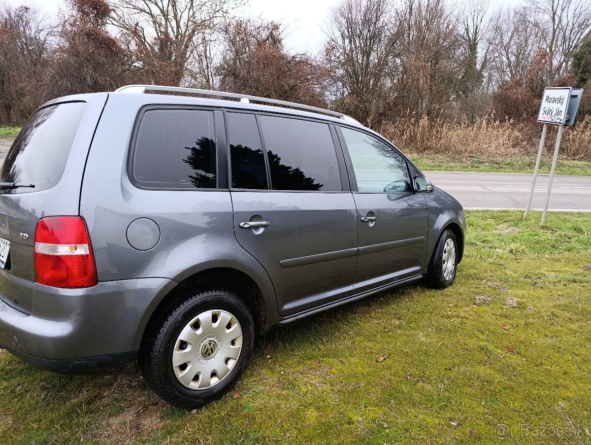 Vw Touran 1,9 TDI 74 kw - 4