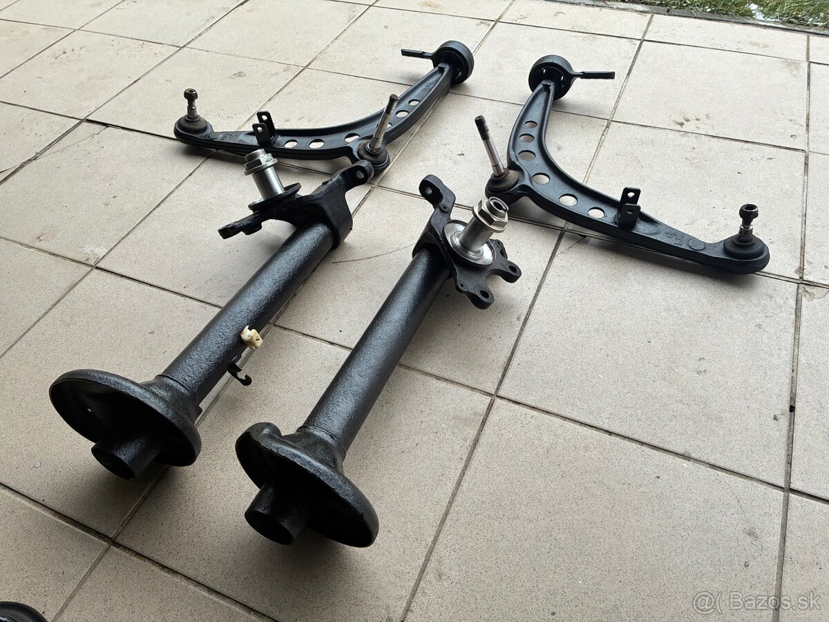 Bmw E30 otoče 6 valec - 4