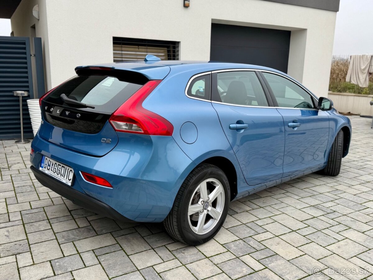 Volvo V40 D2 2.0L 120k Ocean Race - 4
