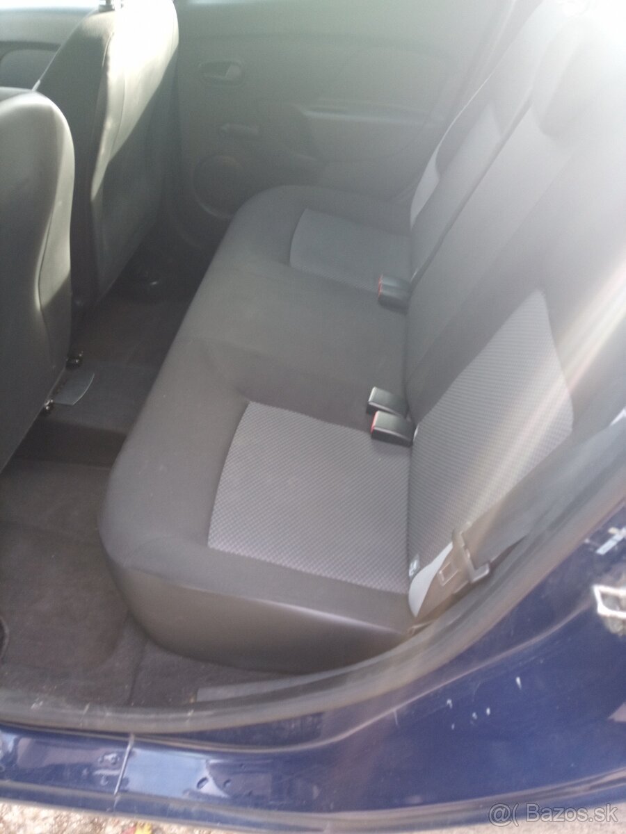 dacia logan - 4