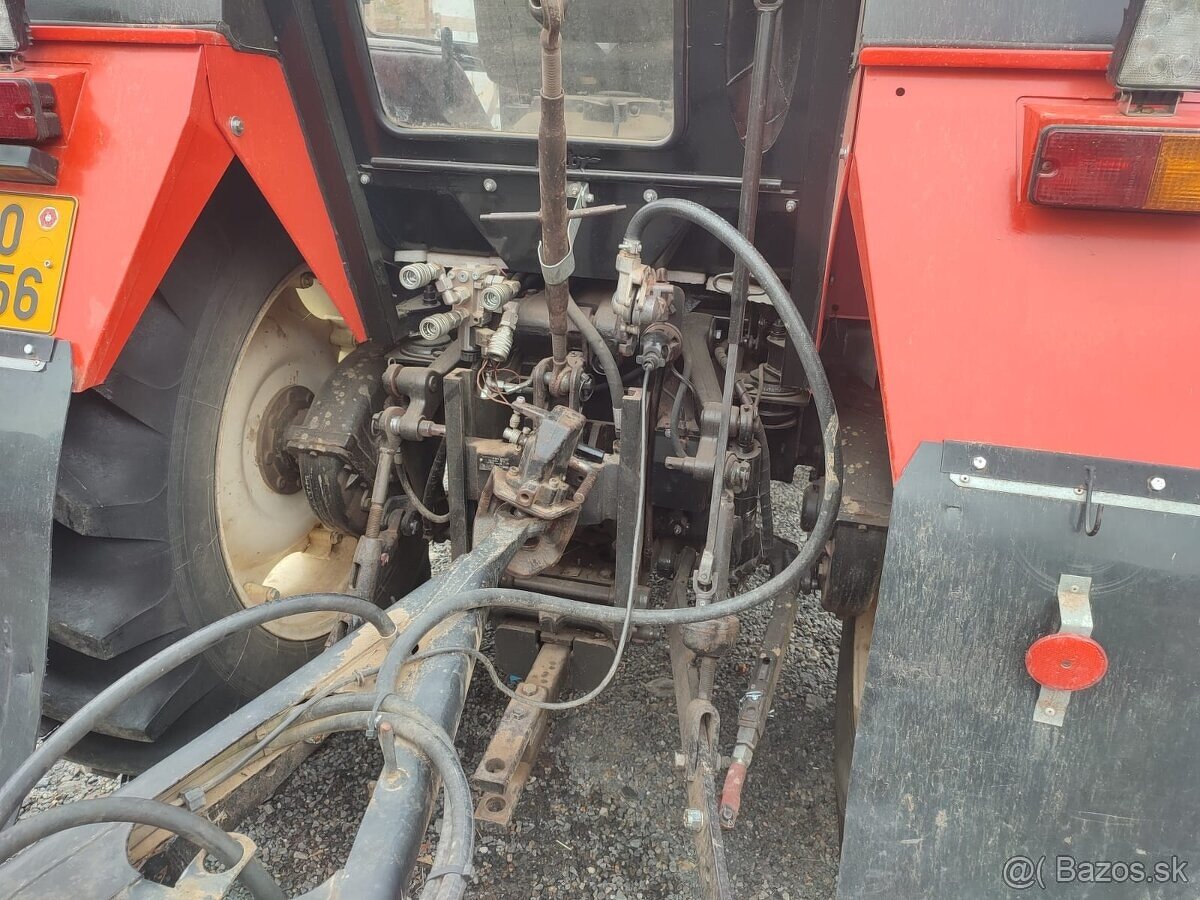 Predam traktor zetor 7745 TURBO - 4