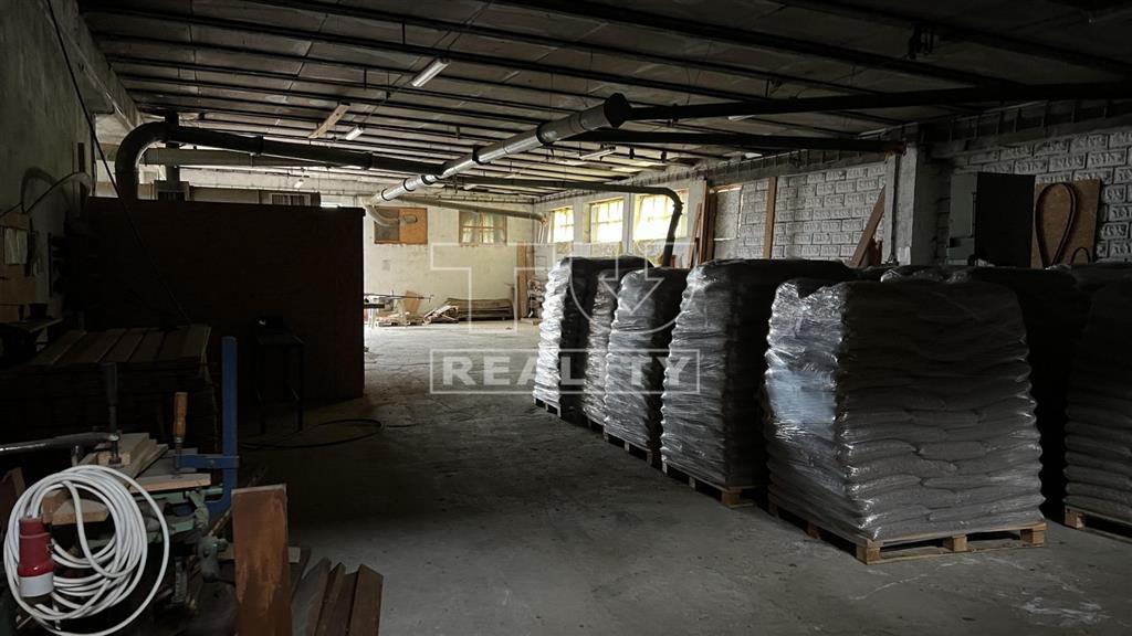 Hala na prenájom, obec Mošovce - 4