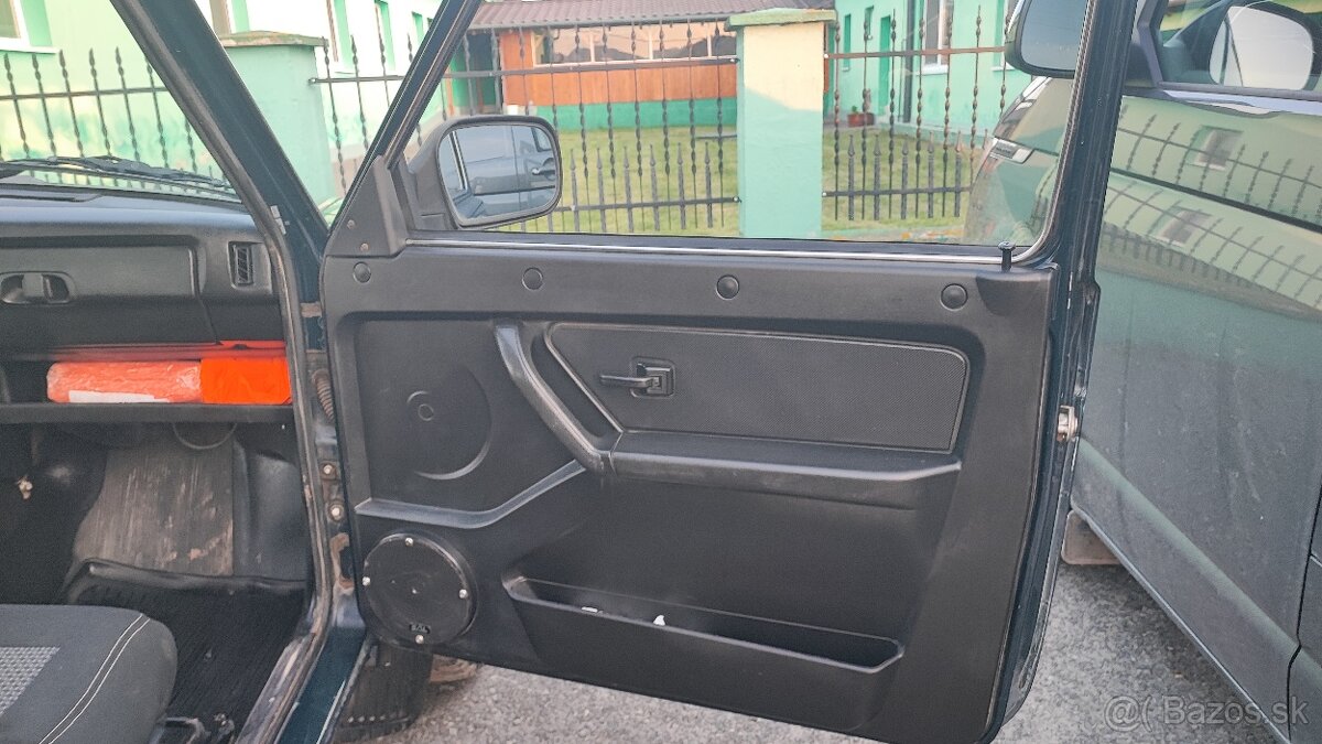 Predám Lada Niva Pick Up - 4